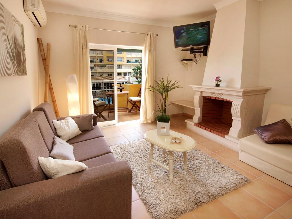 Giramar Apartamentos Turisticos Lagos Oda fotoğraf